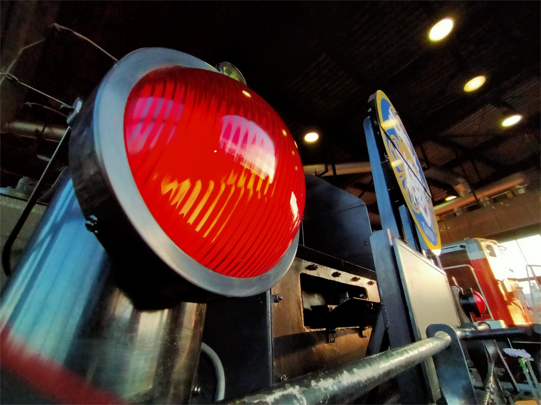 答え合わせ！正解は！ 🚂赤いランプ！🚂 機関車標識燈（標識灯）と