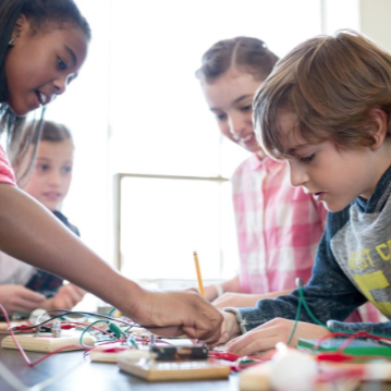 CorwinPress's tweet photo. 🌟 Transform teaching with new Project Based-Learning+ Workshops! Equip your classrooms with strategies that inspire critical thinking, creativity, and real-world connections.
Learn more 👉 https://t.co/66ceJx3zZx
@JorgeDoesPBL #PBL+ #professionaldevelopment https://t.co/Faqc6bB6sO