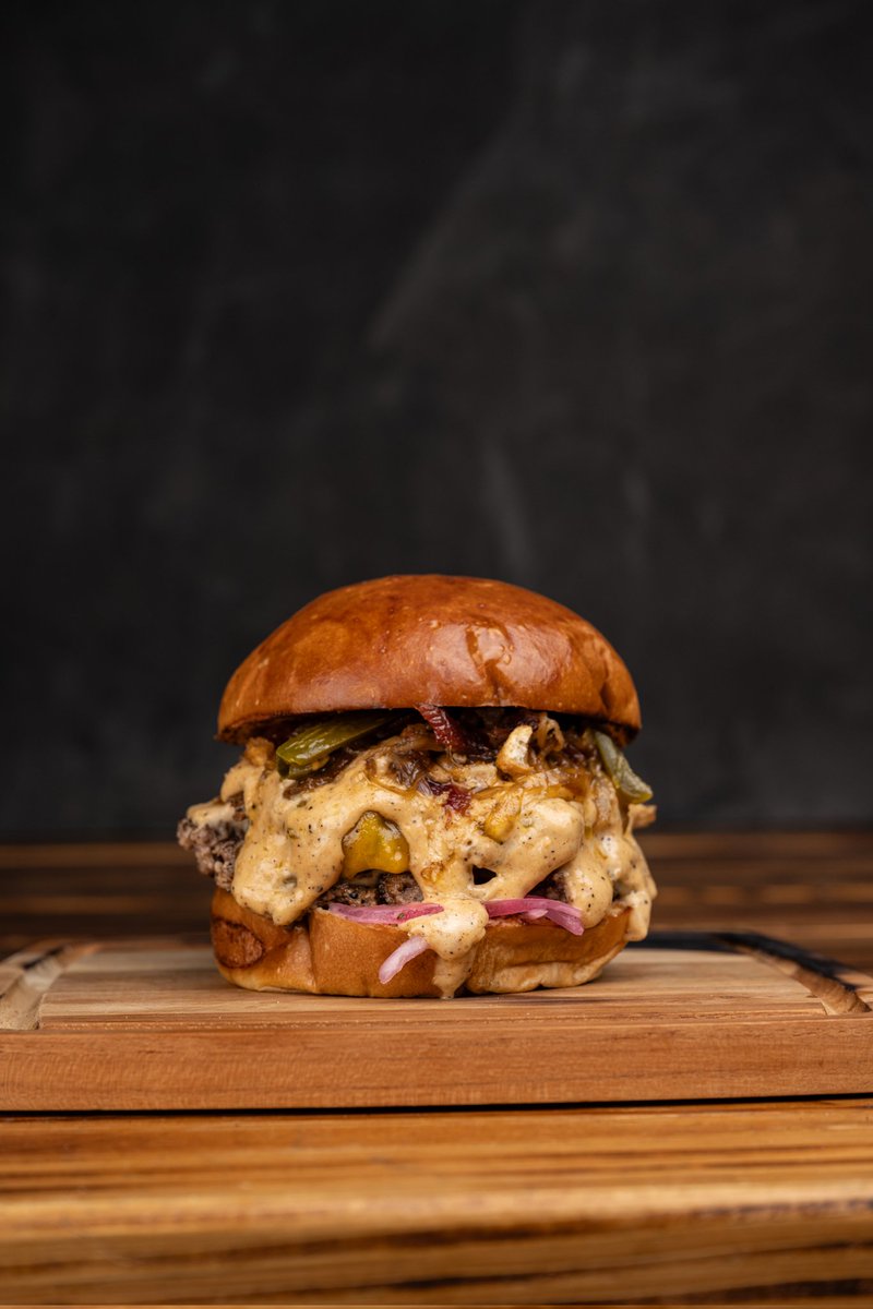 Desde hoy tenemos La Estrella de este Burgerweek en Costa Verde, comparte con tu compi del west para que se entere 🫶🏻 <a href="/GambrinusPanama/">Gambrinus</a>