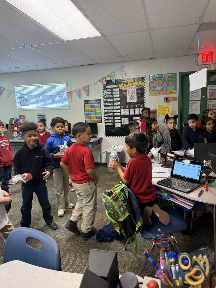 Erica Ortiz tweet media