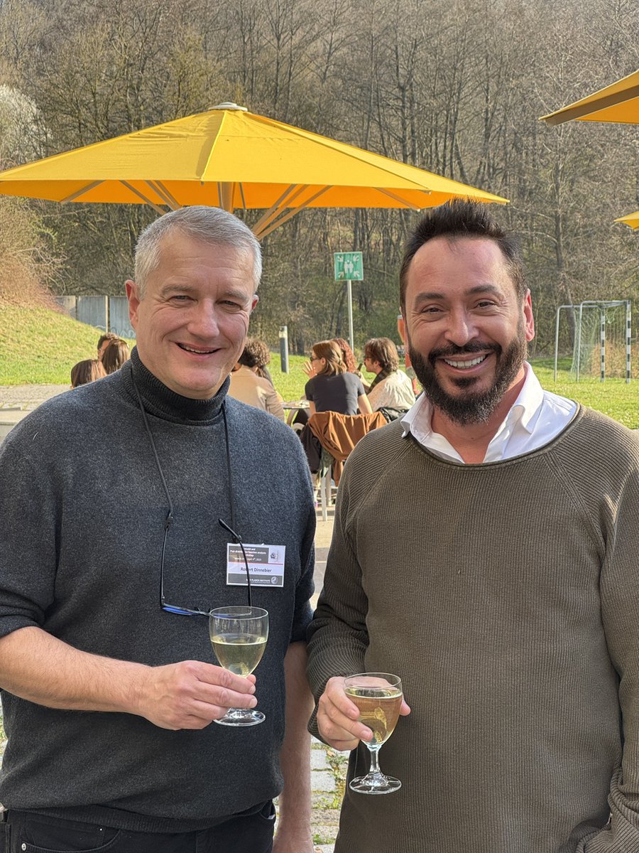 Panče Naumov, PhD ACSF FRSC (@pance_naumov) on Twitter photo I was incredibly excited to be reunited with one of my hosts, Robert Dinnebier, at the Max Planck Institute for Solid-State Research! I want to extend my gratitude to the Alexander von Humboldt Foundation <a href="/AvHStiftung/">Humboldt-Stiftung</a> for facilitating this more than a decade-long friendship and I was incredibly excited to be reunited with one of my hosts, Robert Dinnebier, at the Max Planck Institute for Solid-State Research! I want to extend my gratitude to the Alexander von Humboldt Foundation <a href="/AvHStiftung/">Humboldt-Stiftung</a> for facilitating this more than a decade-long friendship and