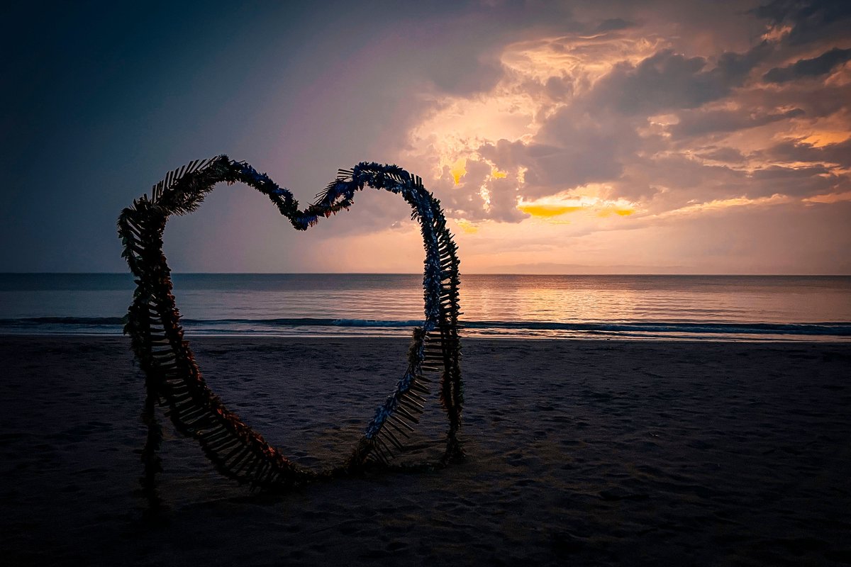 Barefoot mornings. Ocean sunsets. Pure freedom. 🌅🏖️ At <a href="/Oriental_Beach_/">Oriental Beach Village Phuket</a> Village , you don’t just visit, you belong. Who’s dreaming of #Thailand right now? ✨ 
More info: youtu.be/66vixOtKOjY 🏡 

#nudebeach #nakedbeach #getnaked #travelnaked