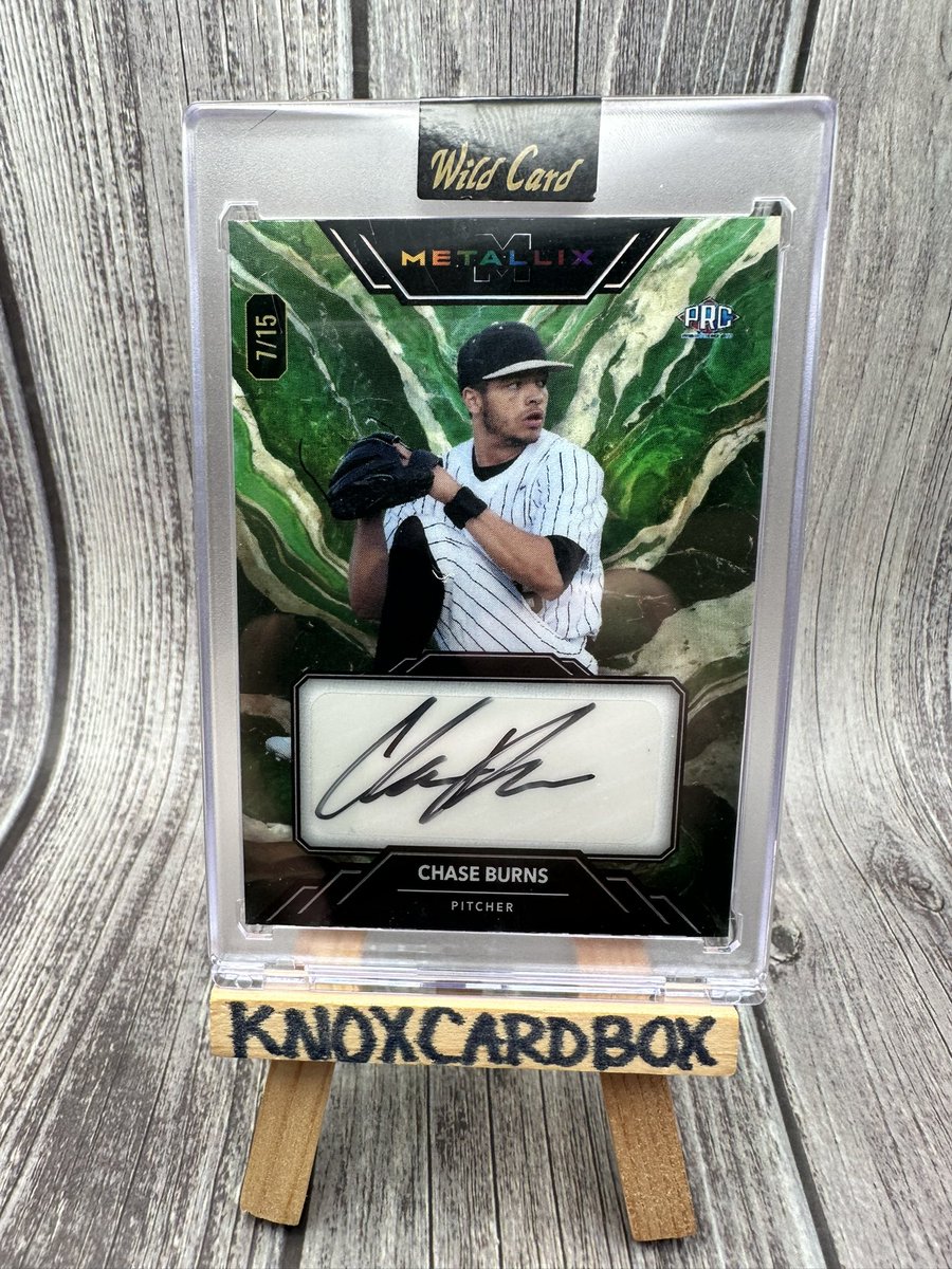 KnoxCardBox's tweet photo. 2024 Wild Card Metallix treated me well, wouldn’t you say @CardPurchaser?

#baseballcards #autograph #rookiecard #prospectauto https://t.co/azoakfg4Tl