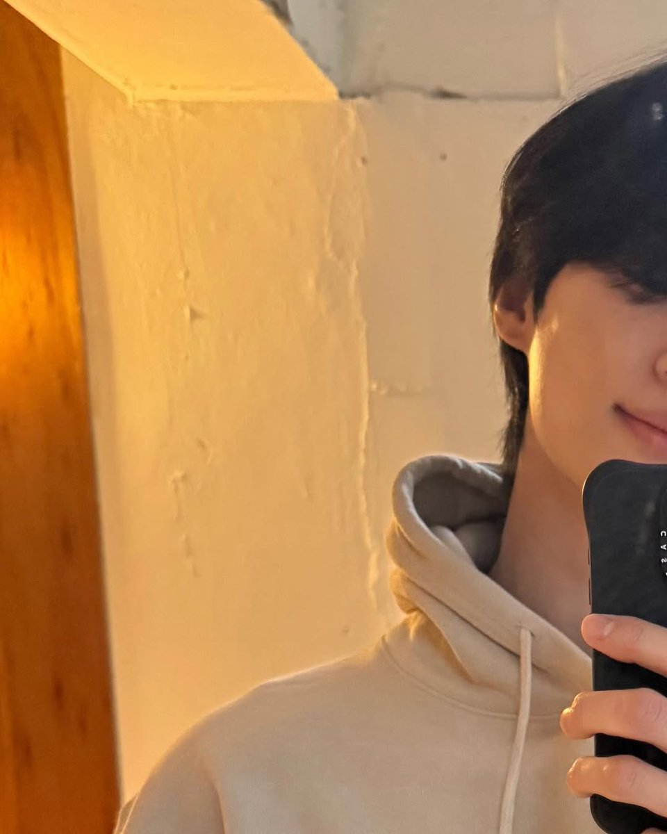 😶

#변우석 #ByeonWooSeok #ビョンウソク #邊佑錫 #บยอนวูซอก