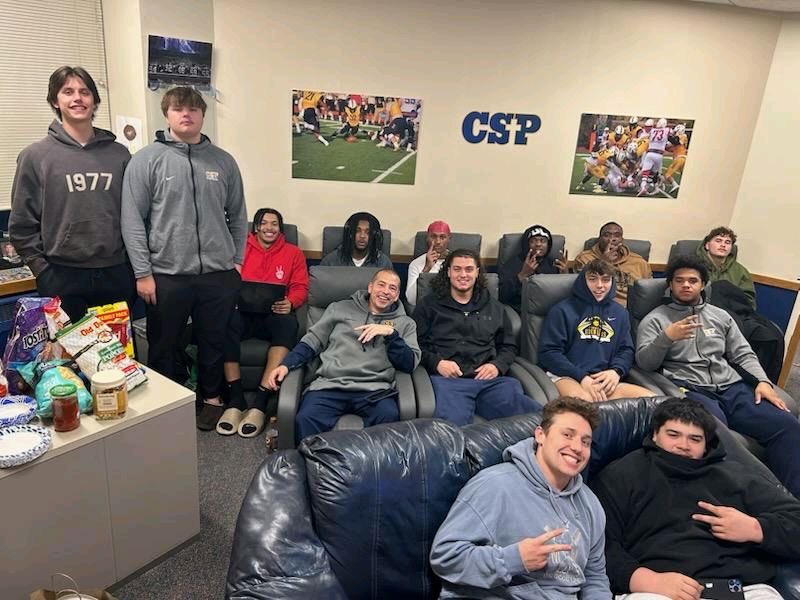Carter (@zezulkacarter) on Twitter photo Squad group meeting with the fellas watching some March madness. <a href="/CSPBearsFB/">CSP Golden Bears Football</a> <a href="/_Coach_Stern_/">Craig Stern</a> Squad group meeting with the fellas watching some March madness. <a href="/CSPBearsFB/">CSP Golden Bears Football</a> <a href="/_Coach_Stern_/">Craig Stern</a>