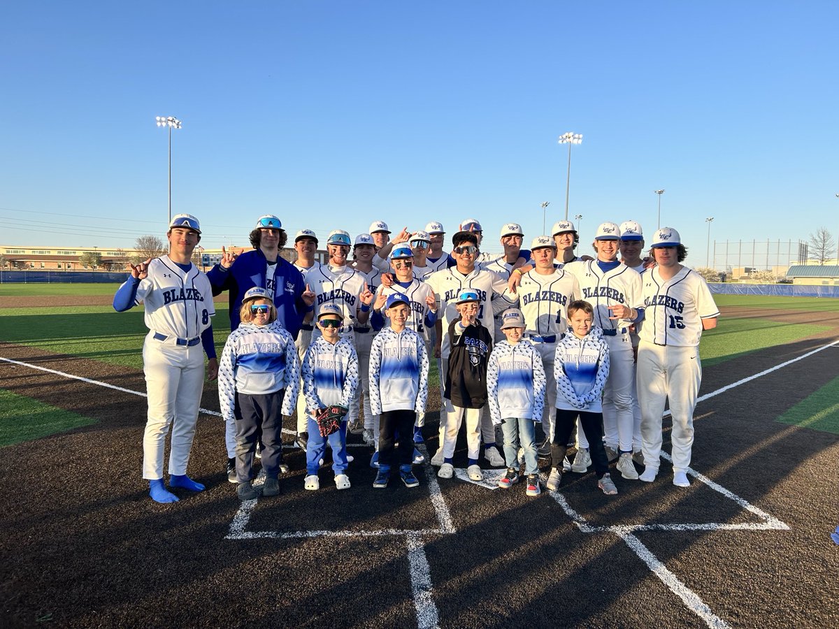 Thank you little Blazers for supporting us tonight! Horns Up!