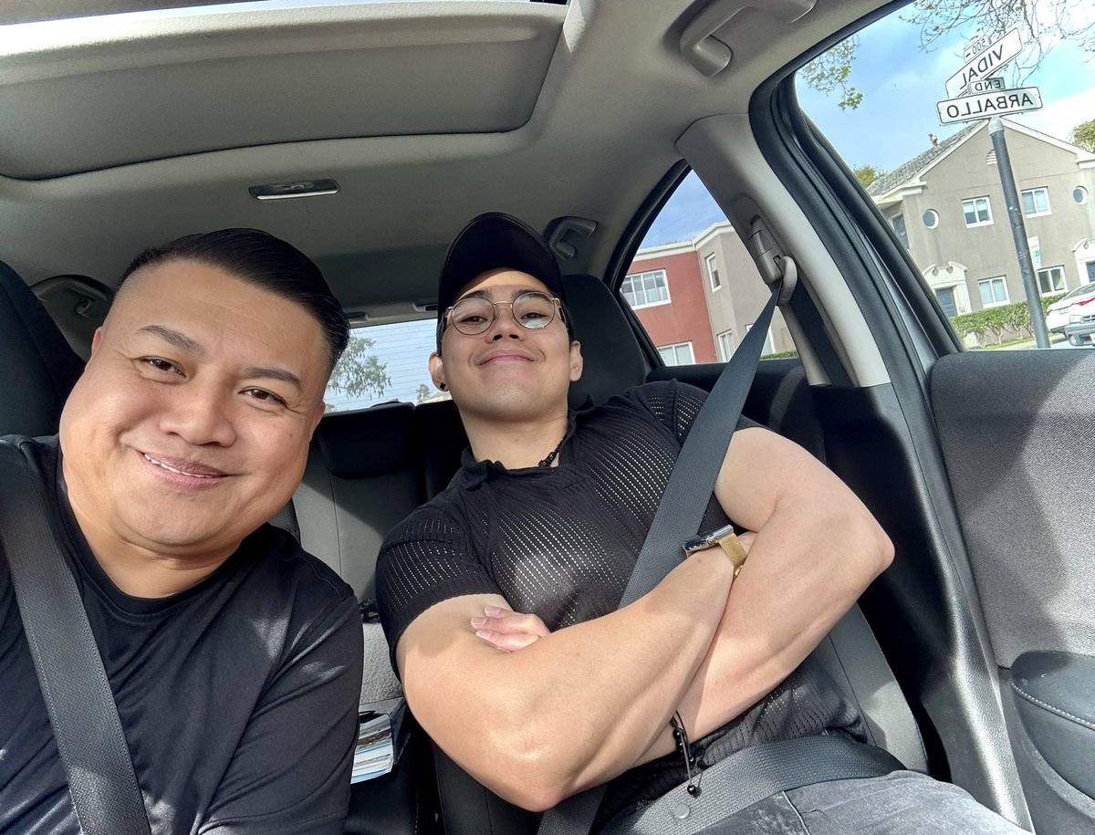 joshmarquinax's tweet image. Road-trip ❌ 
Going to the doctor after a 12-hr fasting ✅ 

😂

#adulting #signsofaging #roadtrip