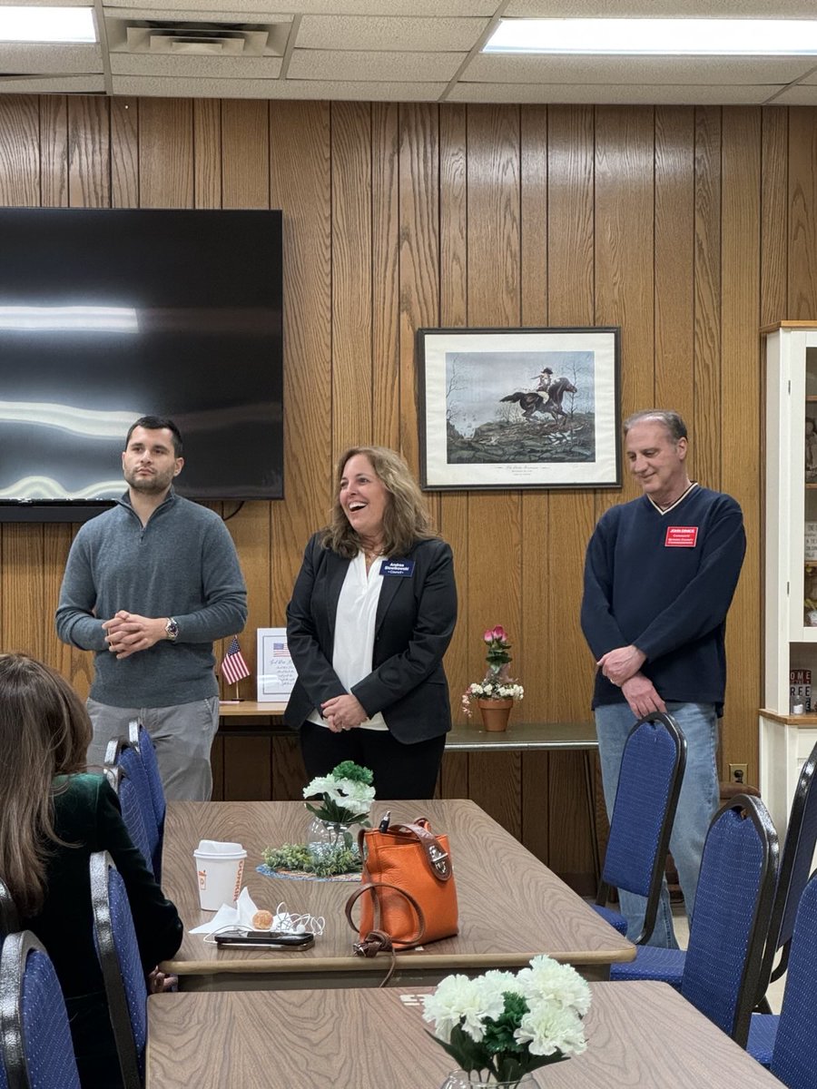 JayCostaUSA's tweet photo. Speaking tonight to the Closter Republican Club about how we are going to flip Bergen County and New Jersey from 🟦 ➡️ 🟥. 

#bergencounty #closternj #nj #newjersey #politics https://t.co/yiRSU15pTN