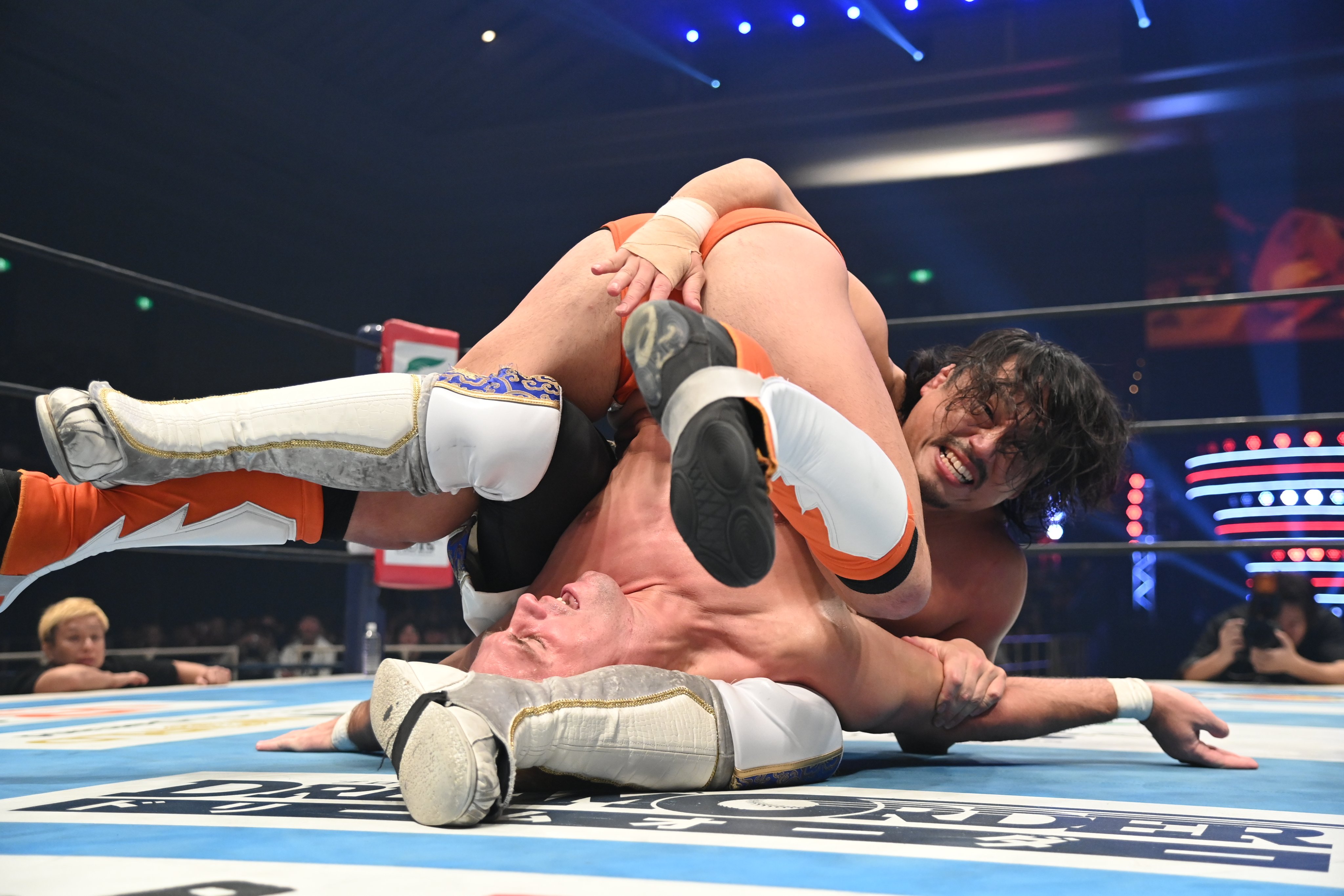 新日本プロレスリング株式会社 on X: 