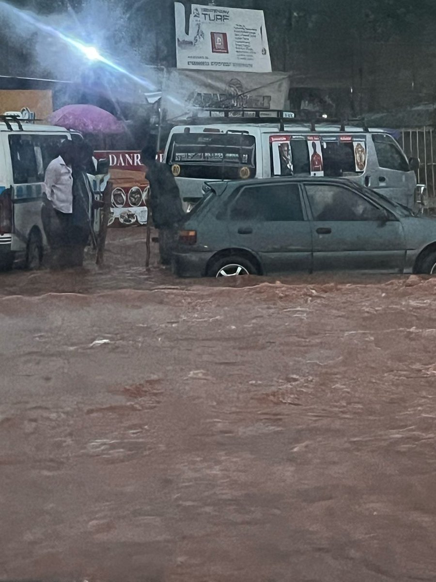 CompoundUganda's tweet image. Uganda is flooding; Let’s Reduce, Reuse or Recycle waste to minimize carbon footprint, Use water wisely to reduce strain on our water resources, Support reforestation efforts to help absorb carbon dioxide and Adopt sustainable farming practices.
#ClimateAction