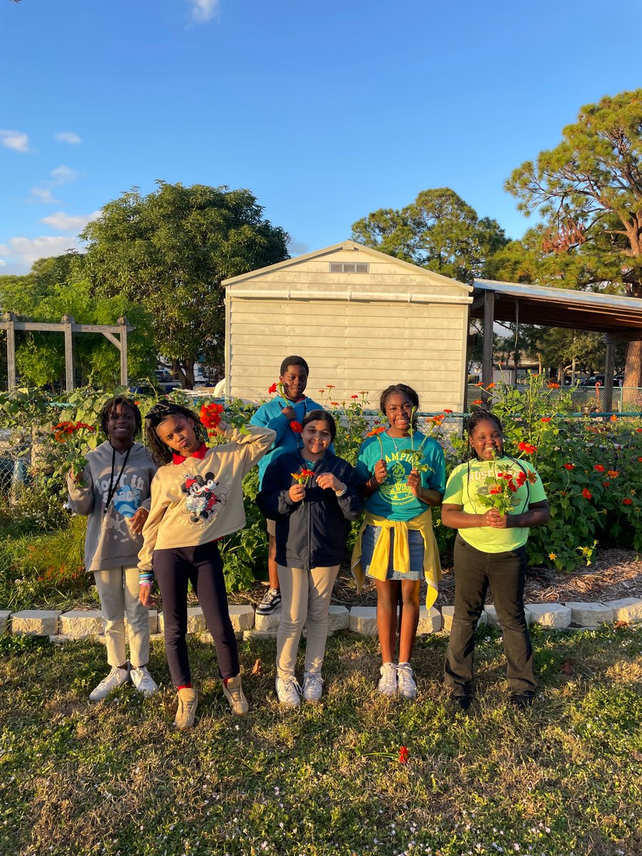 Gifford Youth Achievement Center tweet media