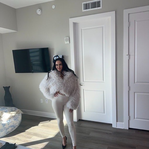 privavaaddam's tweet photo. Private reach out of Ms.Ava Addams hope you can reach out https://t.co/1P33SfJrHl