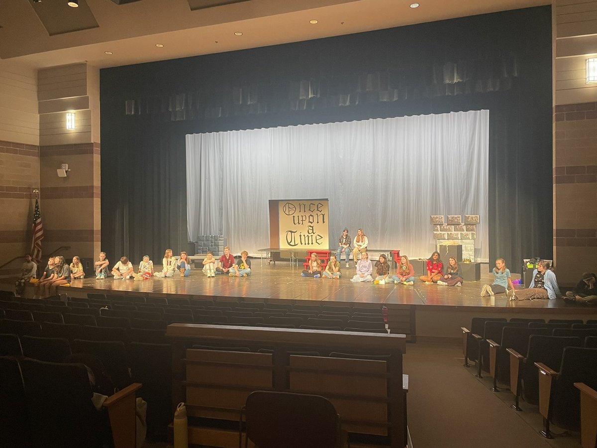 Madame Knick (@madameknickinco) on Twitter photo <a href="/SilverCreek_HS/">Silver Creek High School</a> Thespians coaching <a href="/AltonaMS/">Altona Middle School</a> students in their Spring play, The Brothers Grimm Spectaculaton. <a href="/SilverCreek_HS/">Silver Creek High School</a> Thespians coaching <a href="/AltonaMS/">Altona Middle School</a> students in their Spring play, The Brothers Grimm Spectaculaton.