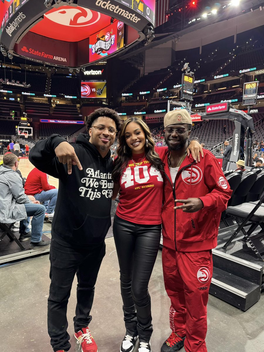 Grateful for the opportunity to host 2 <a href="/ATLHawks/">Atlanta Hawks</a> games this 404 Day Wknd!

CULTURE FEST this past Sunday was a VIBE‼️😍🇲🇽🇿🇦🇨🇫🇵🇷🇯🇲🇻🇮🇩🇴🇧🇧🌎

#nba #atlanta #hawks #basketball #culture #africa #latinos #carribean