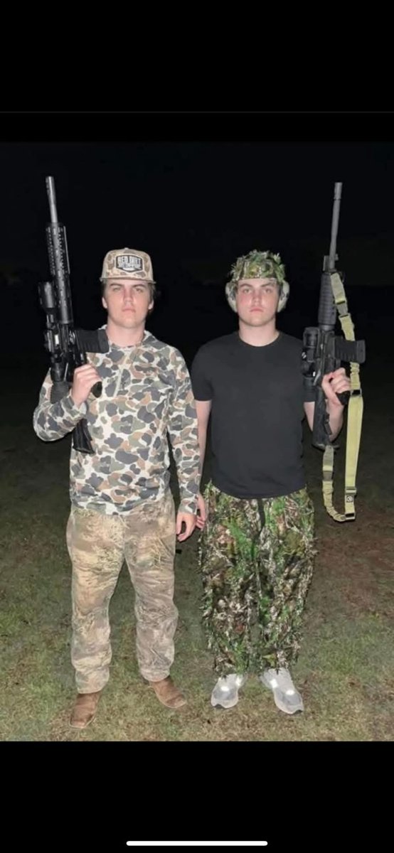 FreebaseJohnson's tweet image. 🤔🤔🤔