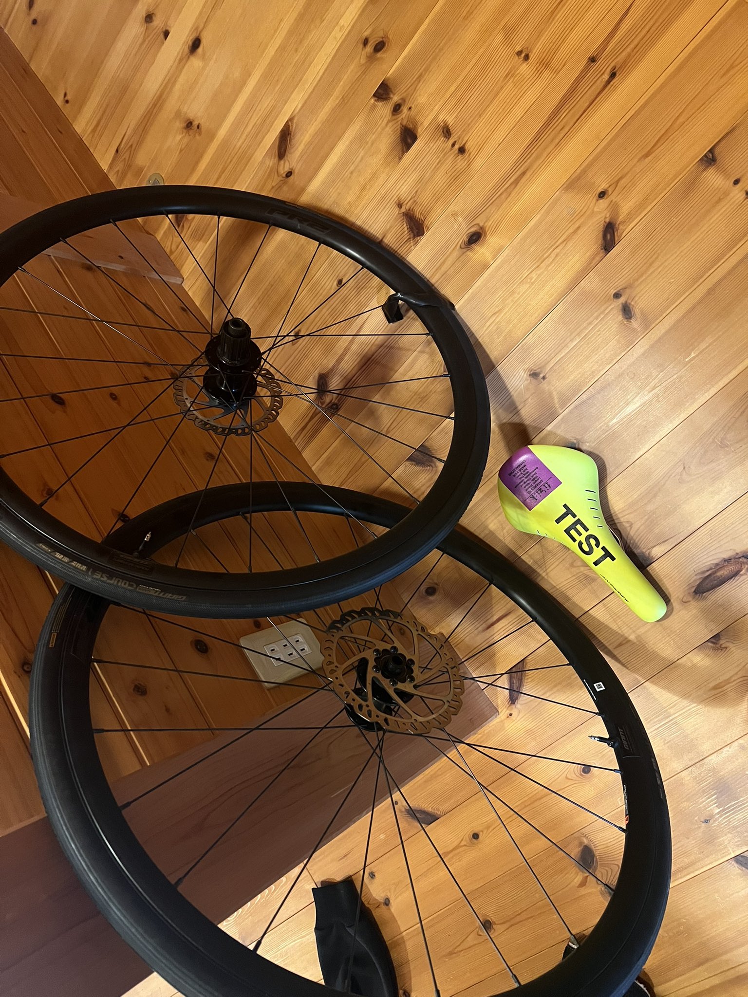 ロードバイク AVANTI QUANTUM 53.5cm ロードバイク AVANTI QUANTUM 53.5cm