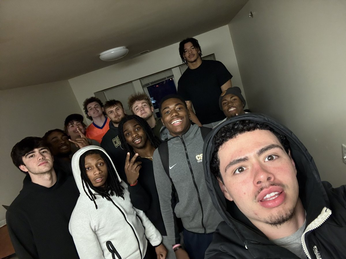 Great night bonding with my teammates watching March madness <a href="/CSPBearsFB/">CSP Golden Bears Football</a>