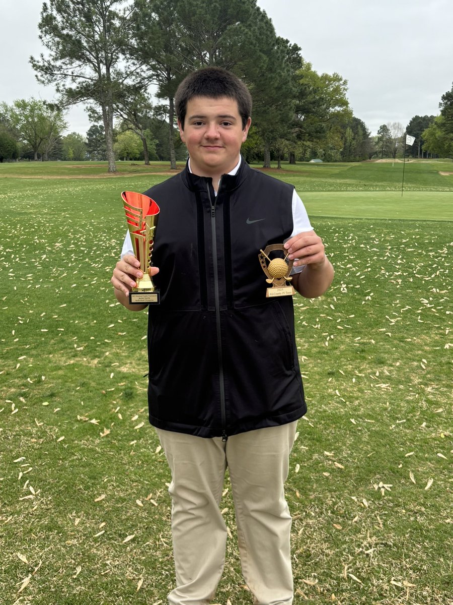 Scoring update from the 2025 MCSS Tournament at The Colonial Golf Club! The Trojans dominated the JV Boys tournament earning the win behind a stellar performance from individual champion Lucas G! Shoutout to our All-County JV Team members Lucas G, Bradley, and Hayes!