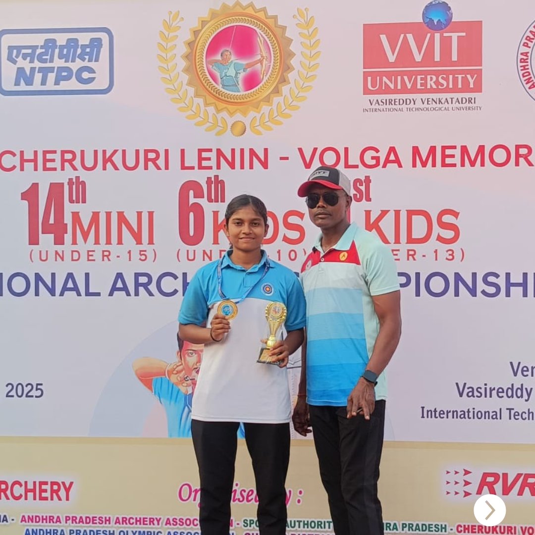 On #InternationalDayOfSportForDevelopmentAndPeace, we celebrate Kritika Kumari, a 14-year-old archer from Siyaljori Jharkhand who just won gold at the NTPC National Archery Championship 2025! Her journey is proof that sport empowers, uplifts &amp; inspires. 
#ESLCares #ESL #Jharkhand