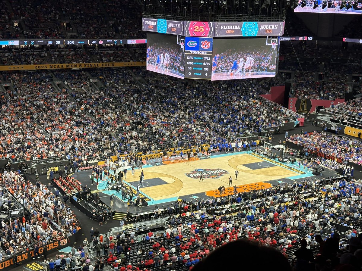 Go COOGS! What a great comeback <a href="/realmanderson13/">Marshall Anderson</a>