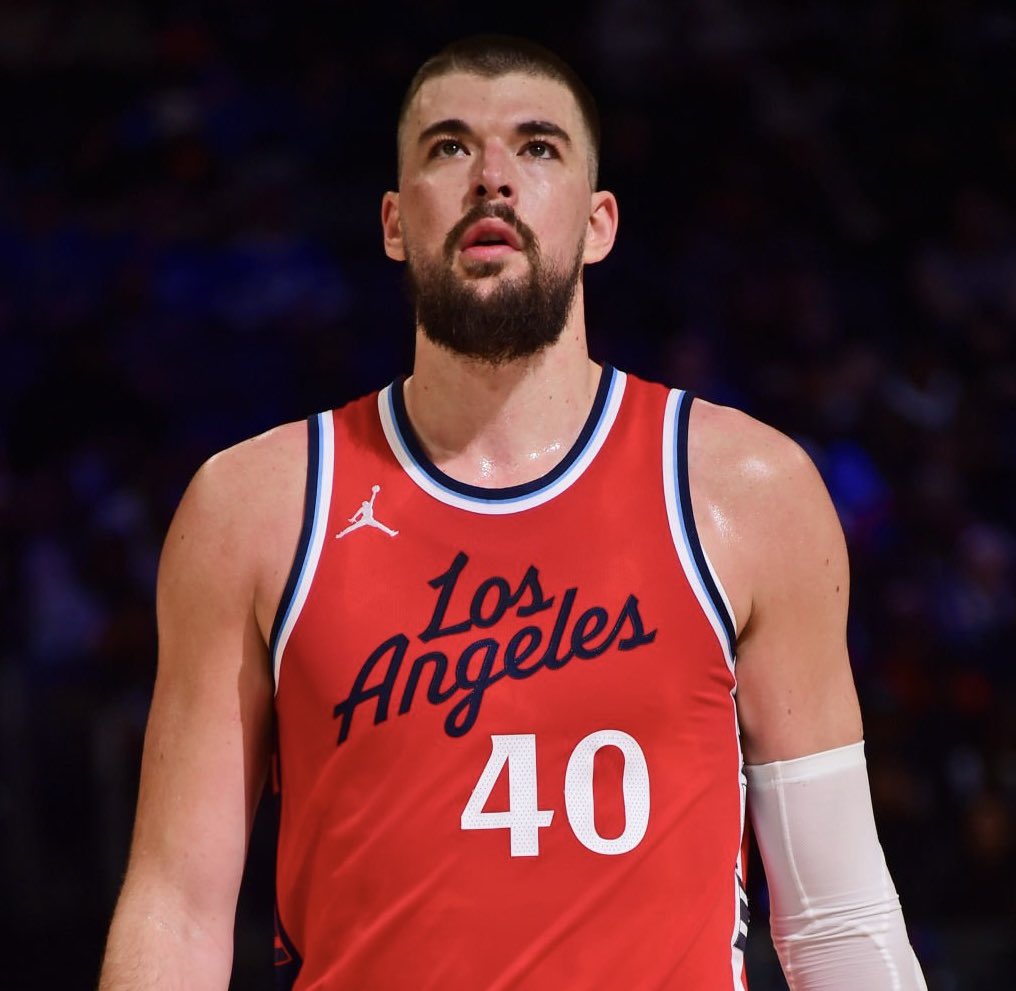 PolymarketHoops's tweet photo. Ivica Zubac is the first player in NBA history to record 25p/10r without any turnovers or misses. https://t.co/7AcktQ4RjP