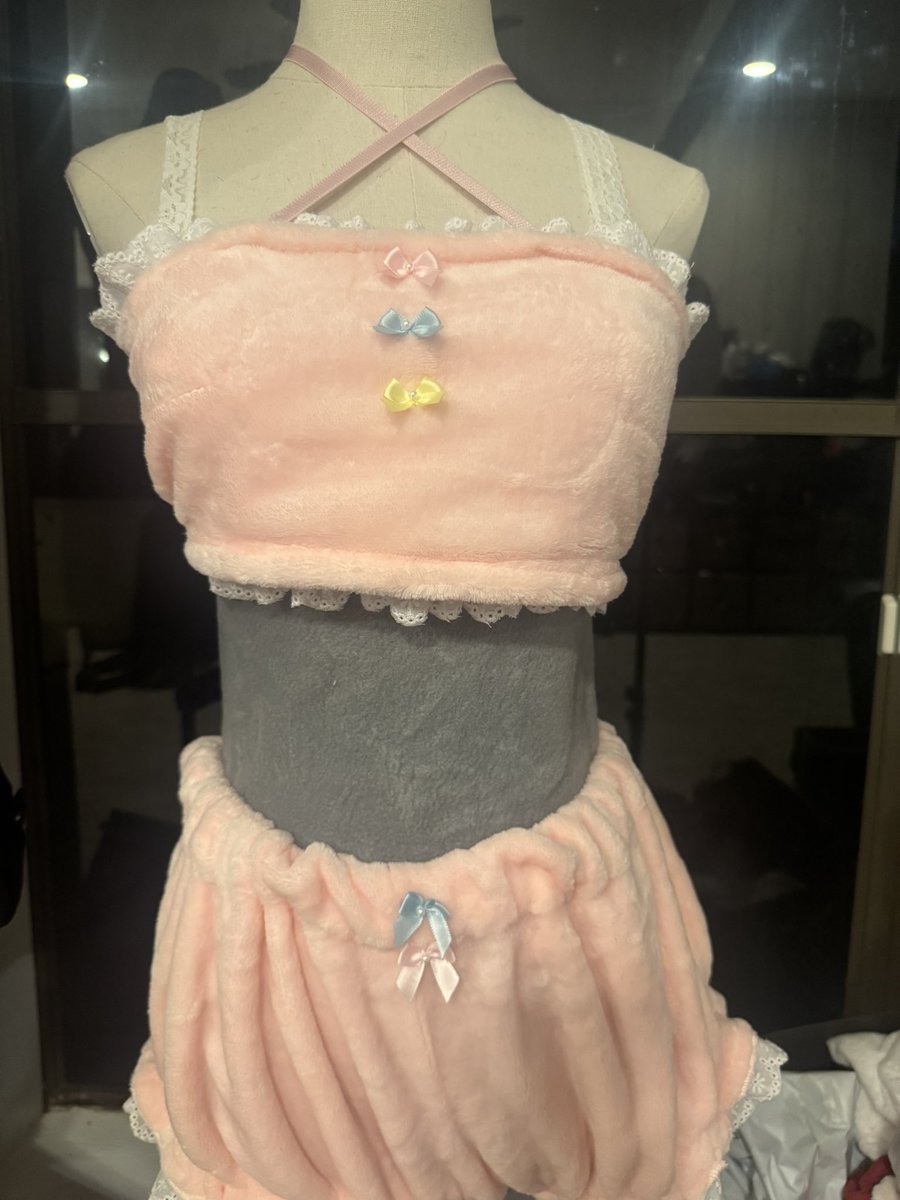 DivinexIvy's tweet image. Many progress on my current commission! 

COMMISSIONS ARE OPEN! 
Wigs props costumes anything! 
Dm me for a quote! 

Commission for @petra__fyed 
Cosplay of @pipkinpippa 

#pippa #pipkinpippa #vtubercosplay #vtuber #MMOARTPG