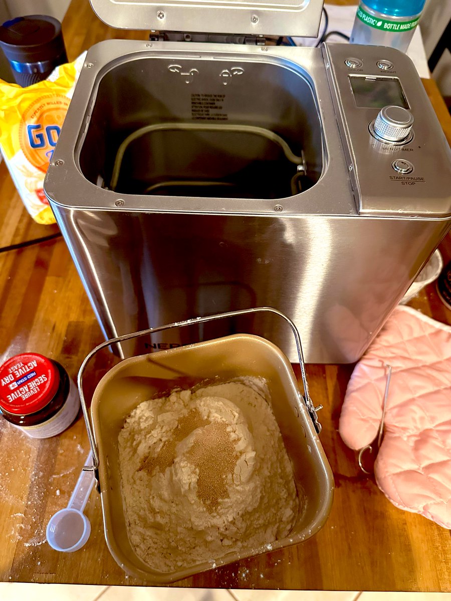 missletty8's tweet image. So excited 😁🤗 I’m making my own #bread with my #neretva #breadmaker