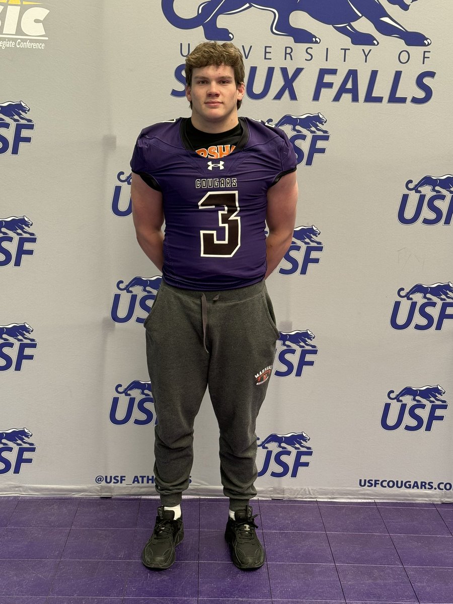 JrVierstraete's tweet image. Thanks for the visit! Had a great day learning about the program! @JimGlogowski @_Coach_McCall @Coach_Boes @jakob_thut