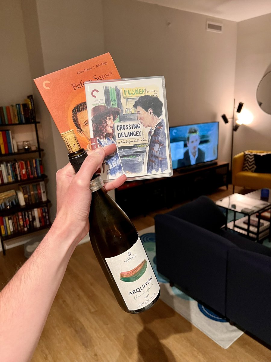 JedgarAllenPoe's tweet photo. When @carriecoon recommends Crossing Delancey from the Closet, it’s an instant buy for a #movienight https://t.co/xtjAh7ZSbE