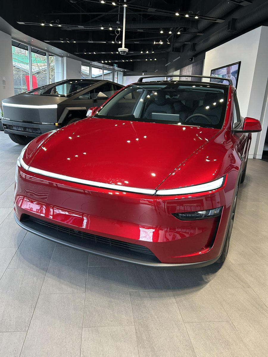 jcub2x's tweet photo. About to test drive the New Model Y! https://t.co/yaPcNf5XZD