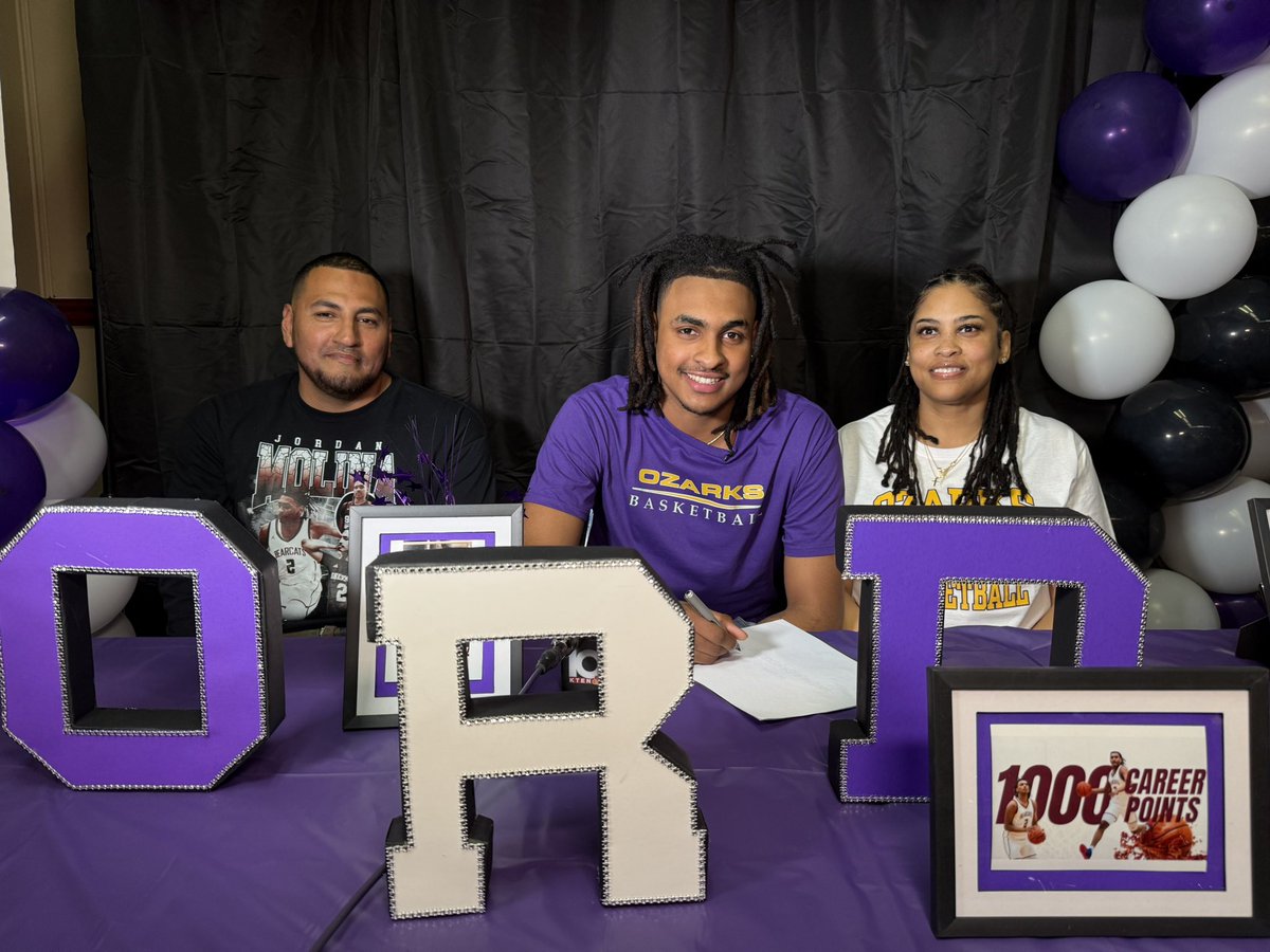 Stone Webber (@stone_webber) on Twitter photo Sherman’s Jordan Molina signs with College of the Ozarks to continue his Basketball Career! Hear from him tonight!
<a href="/JordanDMolina/">Jordan Molina</a>
<a href="/SHBearcatATH/">Sherman Bearcat Athletics</a> Sherman’s Jordan Molina signs with College of the Ozarks to continue his Basketball Career! Hear from him tonight!
<a href="/JordanDMolina/">Jordan Molina</a>
<a href="/SHBearcatATH/">Sherman Bearcat Athletics</a>