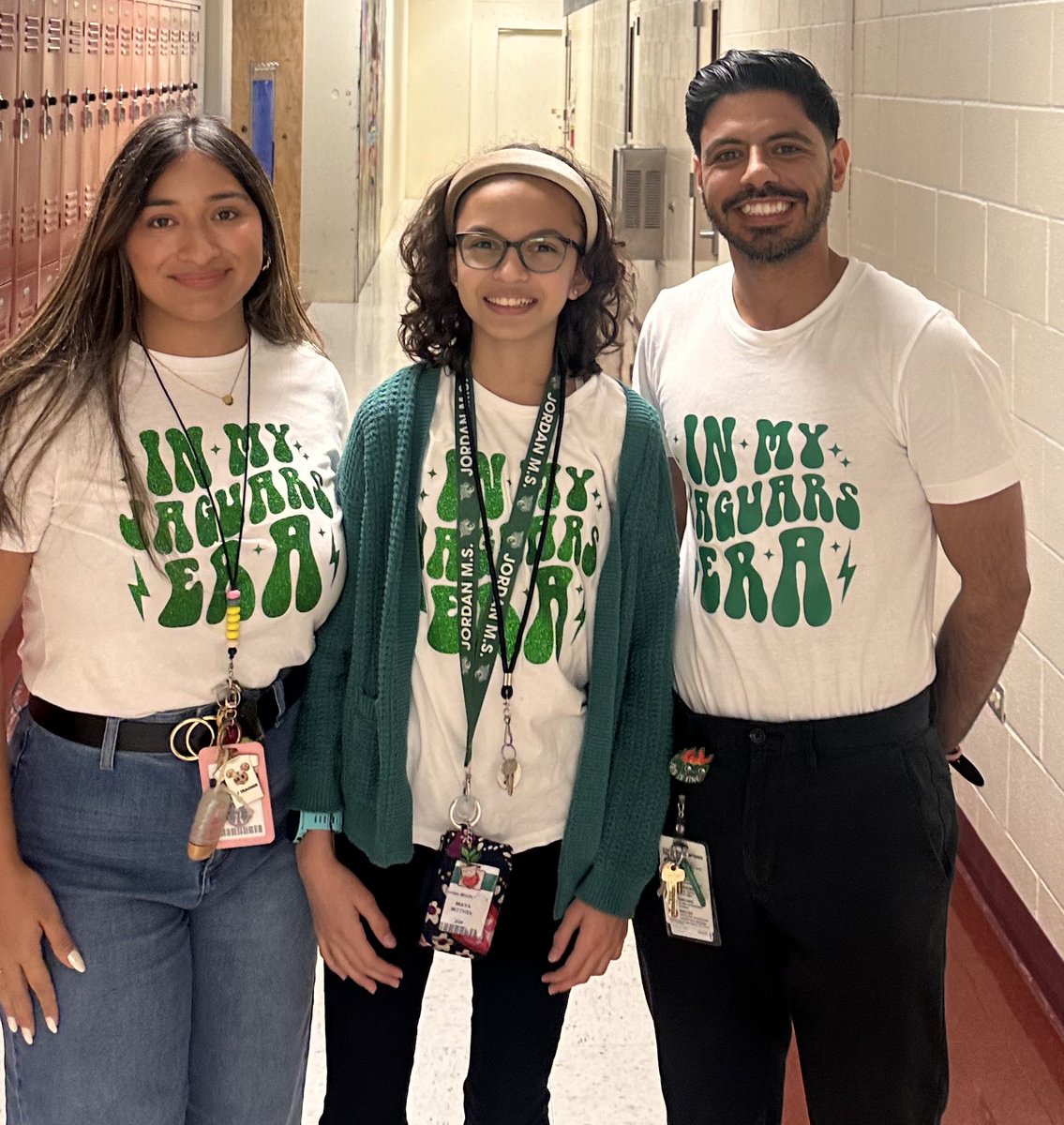 Ms. Navarro tweet media