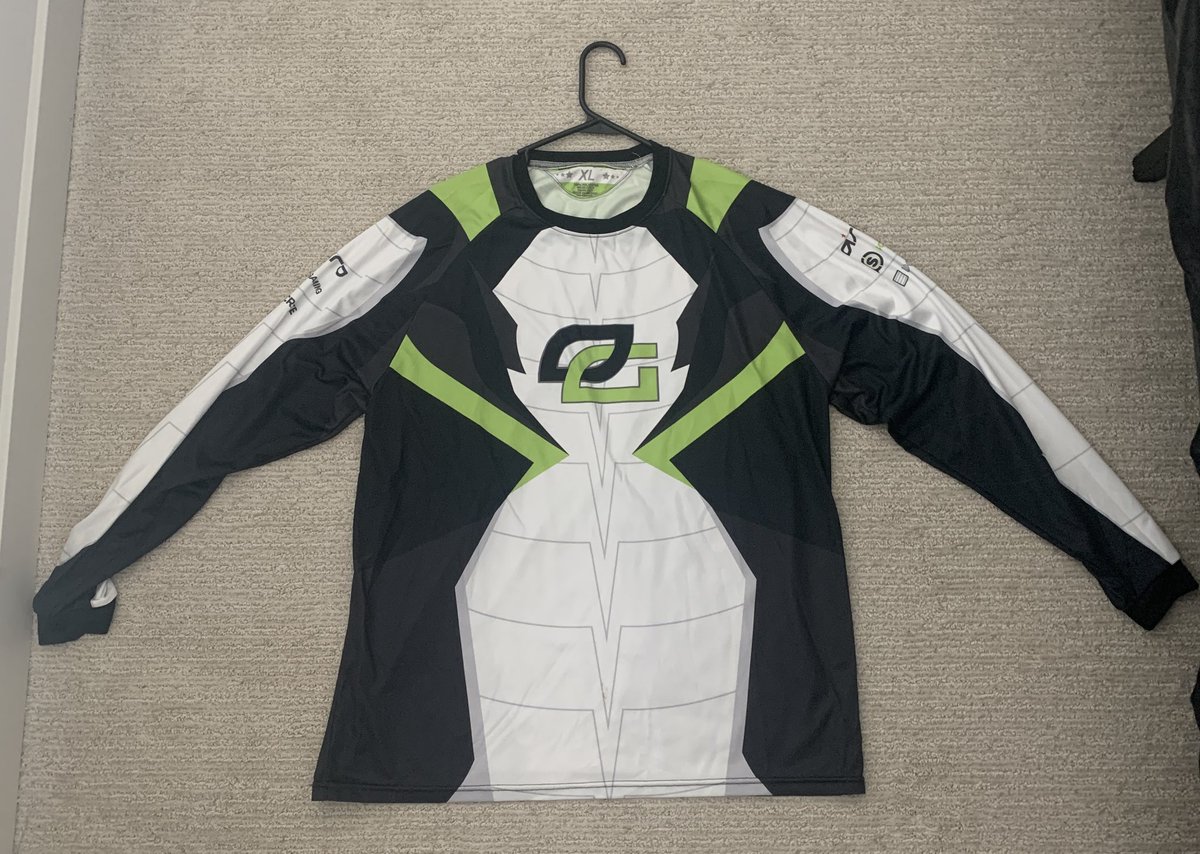 AssaultCL's tweet image. Found some relics of the past that I thought were pretty neat.