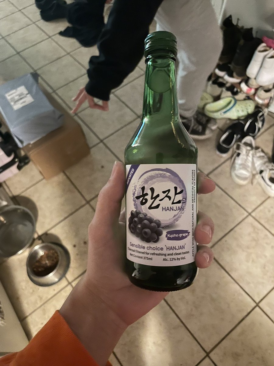 The Others Like Us (@theotherslikeus) on Twitter photo Drinking this to feel like I’m in Chicago day drinking with <a href="/strstdnt/">star student</a> and Cora <a href="/arcadia_grey/">Arcadia Grey HERNAMEENGRAVED OUT NOW</a> Drinking this to feel like I’m in Chicago day drinking with <a href="/strstdnt/">star student</a> and Cora <a href="/arcadia_grey/">Arcadia Grey HERNAMEENGRAVED OUT NOW</a>