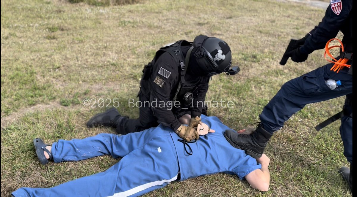 Bondage_Inmate (@bondage_inmate) on Twitter photo When you try and escape from prison, you get taken down at gun point by <a href="/tallglassofoj/">Well Labeled Communal Resource</a> When you try and escape from prison, you get taken down at gun point by <a href="/tallglassofoj/">Well Labeled Communal Resource</a>