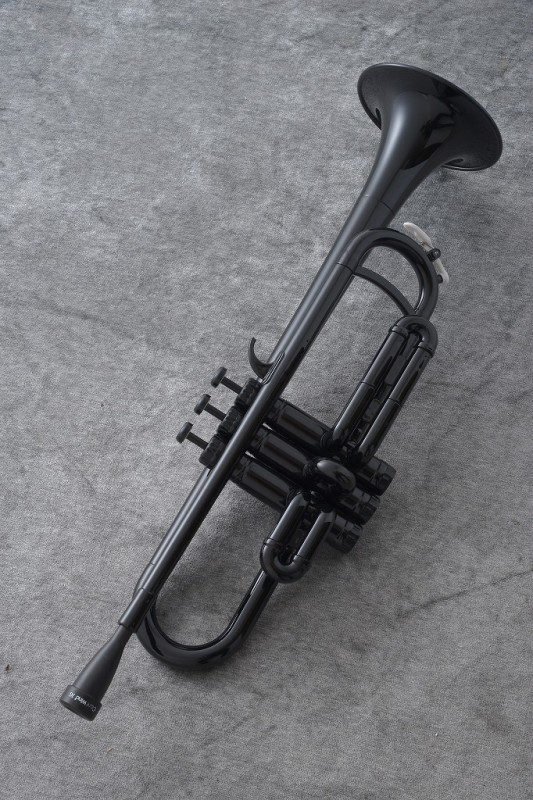 Kurosawa_shop's tweet image. 【クロサワウインドオススメアイテム!!】

軽くて丈夫なABS樹脂でできた
話題の管楽器『クールウインド』!!

ポップな見た目とリーズナブルな価格だけど造りとサウンドは本格派!!#coolwind

【在庫＆詳細】
shop.kurosawagakki.com/items/search?q…