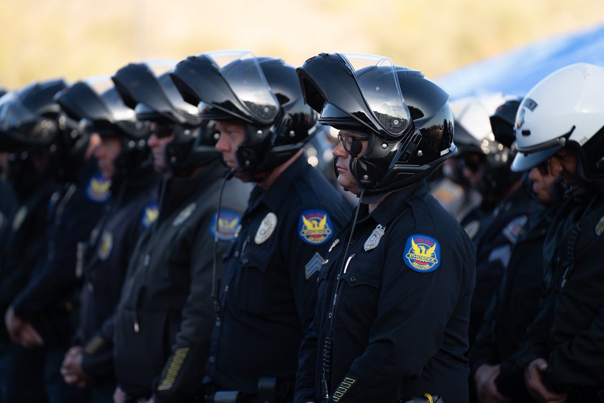 This morning I had the pleasure of kicking off the  28th Annual Southwest Police
Motorcycle Training &amp;
Competition at South Mountain Park hosted by <a href="/PhoenixPolice/">Phoenix Police</a> The event continues tomorrow &amp; free for the public. Motor officers from 20 differently agencies are represented.