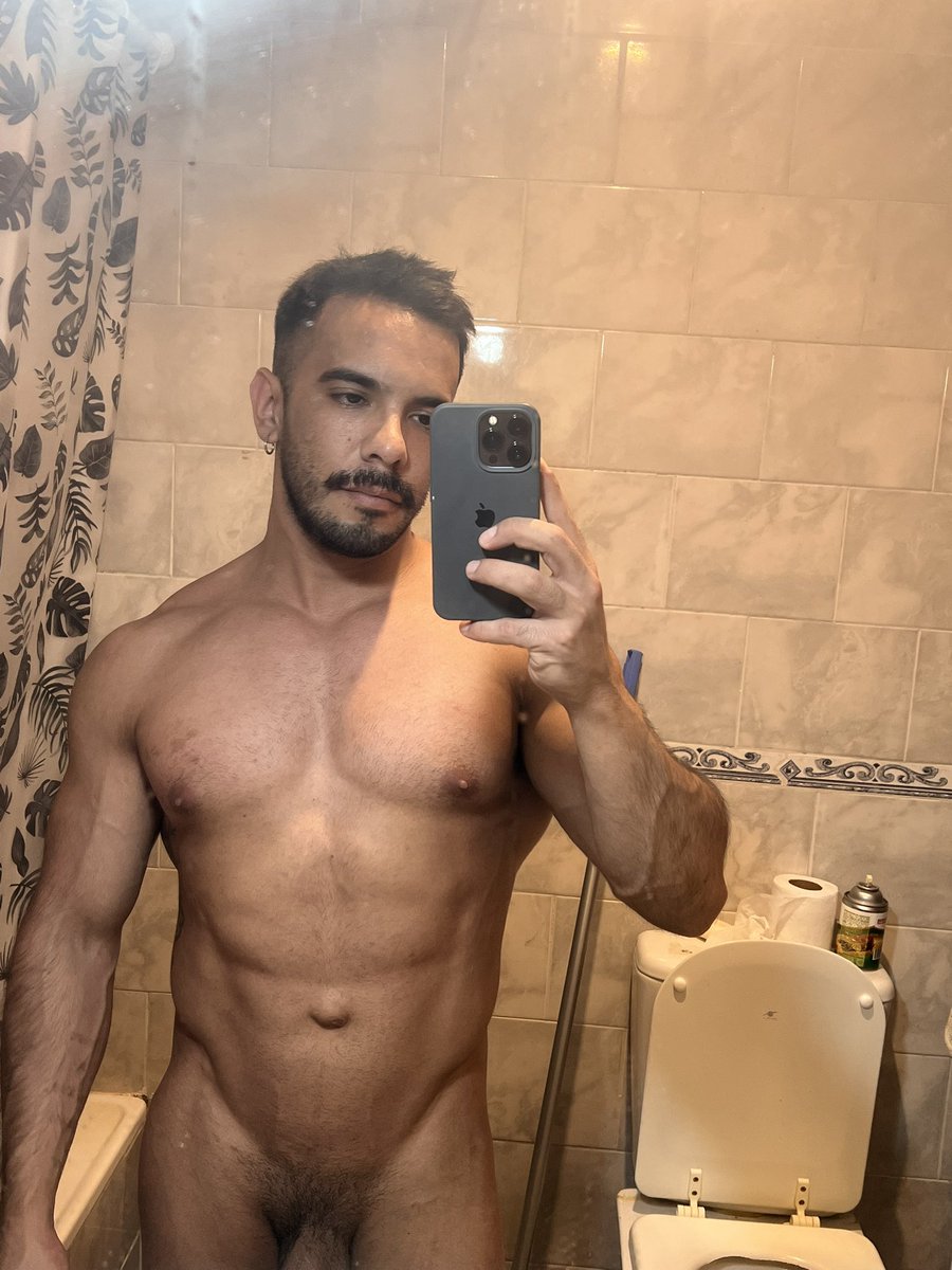 Onlyfans.com/alepadroncarlos