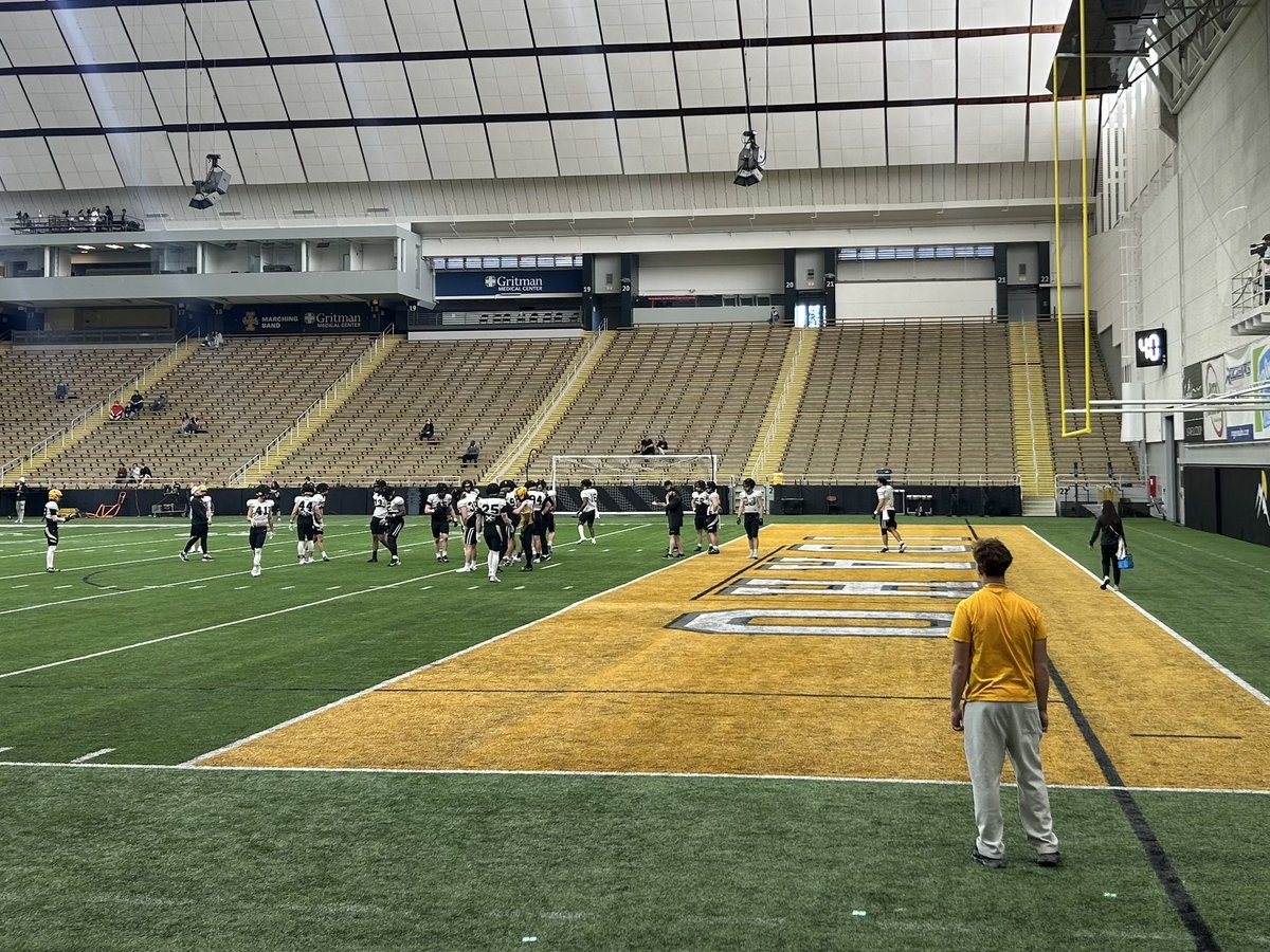 Mason McKenna โ26 OL/DL (@masonmckenna26) on Twitter photo Big thanks to the <a href="/VandalFootball/">Idaho Football</a> staff for having me up! โ๏ธ<a href="/CoachTFord/">Thomas Ford Jr</a> <a href="/CoachEndsley77/">Loren Endsley</a> <a href="/T_Finau92/">Coach Tevita Finau</a> <a href="/MattLinehan_10/">Coach Matt Linehan</a> <a href="/CoachCross2/">Coach Sheldon Cross</a> <a href="/BrandonHuffman/">Brandon Huffman</a> <a href="/Coach_Taufalele/">Josh Taufalele</a> <a href="/jake_pele/">Jake Pele</a> <a href="/BorahFootball/">Borah Lions Football</a> Big thanks to the <a href="/VandalFootball/">Idaho Football</a> staff for having me up! โ๏ธ<a href="/CoachTFord/">Thomas Ford Jr</a> <a href="/CoachEndsley77/">Loren Endsley</a> <a href="/T_Finau92/">Coach Tevita Finau</a> <a href="/MattLinehan_10/">Coach Matt Linehan</a> <a href="/CoachCross2/">Coach Sheldon Cross</a> <a href="/BrandonHuffman/">Brandon Huffman</a> <a href="/Coach_Taufalele/">Josh Taufalele</a> <a href="/jake_pele/">Jake Pele</a> <a href="/BorahFootball/">Borah Lions Football</a>