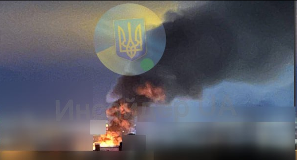 IntelDoge's tweet photo. Image showing one of the fires burning in Kyiv. https://t.co/8rKL9tbO2n
