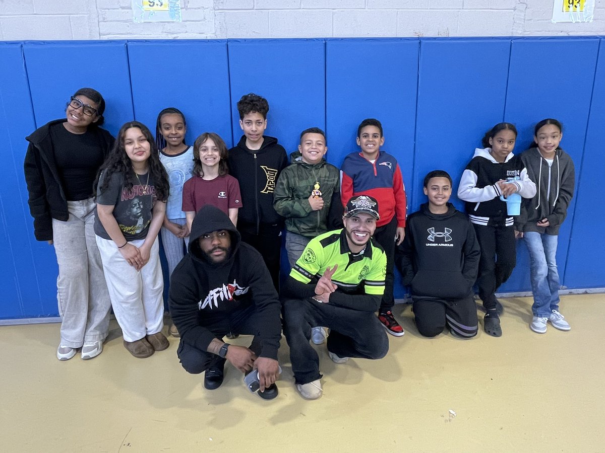 TashaWhite723's tweet image. — plus, there’s some never-before-seen footage you won’t want to miss!
We’re incredibly grateful for everything @ProjectGoalRI does to #inspire & #support our Ss both on & off the field!
What a week to remember @Lima_FortesES
The Lima News Crew:)