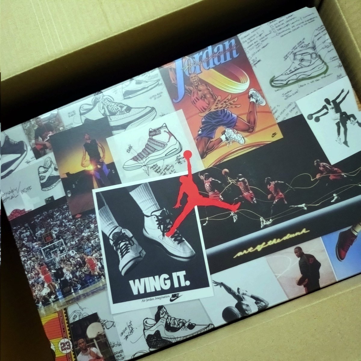 megutaro614's tweet photo. SNKRS当選のNIKE正規品届きました👟🎁✨
例の裏タグ問題ですが「2.5」表記あります🤔
むしろうちのSNKRS定価購入の黒タグ品AJ1全てCN🇨🇳産で同じ表記です🙄
個人的には二次流通でプレ値でも確実に本物が欲しいという方は多少高くても2.5表記がある物をおすすめします🙇‍♀️ https://t.co/rSSNrw8JD6