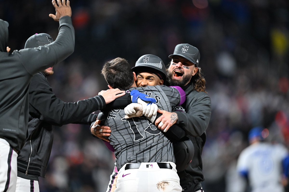 Mets's tweet image. Clutch 🔥 #MetsWin #LGM