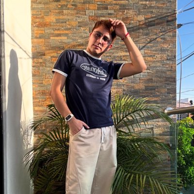 ArmandoRom30's tweet photo. #NuevaFotoDePerfil https://t.co/RAVmQkZimD