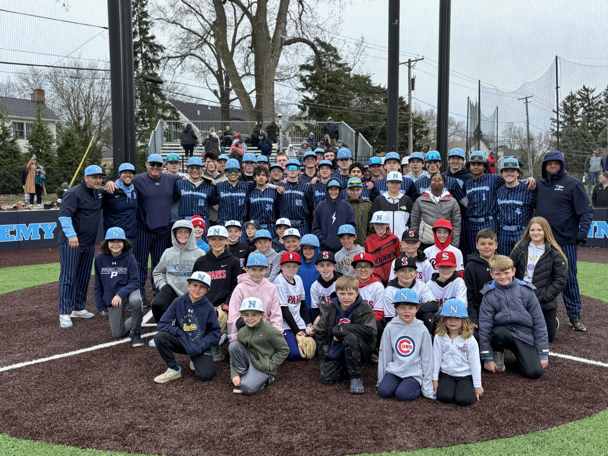 Naz improved to 11-0 with 11-0 &amp; 11-1 W’s today. 

Jaden Fauske 4-4 with 2 2B, 4 BB, 5 R, 2 RBI &amp; 7 SB

Chuck Roche 4-6 with 2 2B, 3B, 6 RBI

Dominic Chiaramonte 2-4 BB, 2R &amp; 4 RBI

WP Connor McKay 3IP 4K

WP Andrew Kouris 4IP 6K 

#UIT
 A great Youth Day!