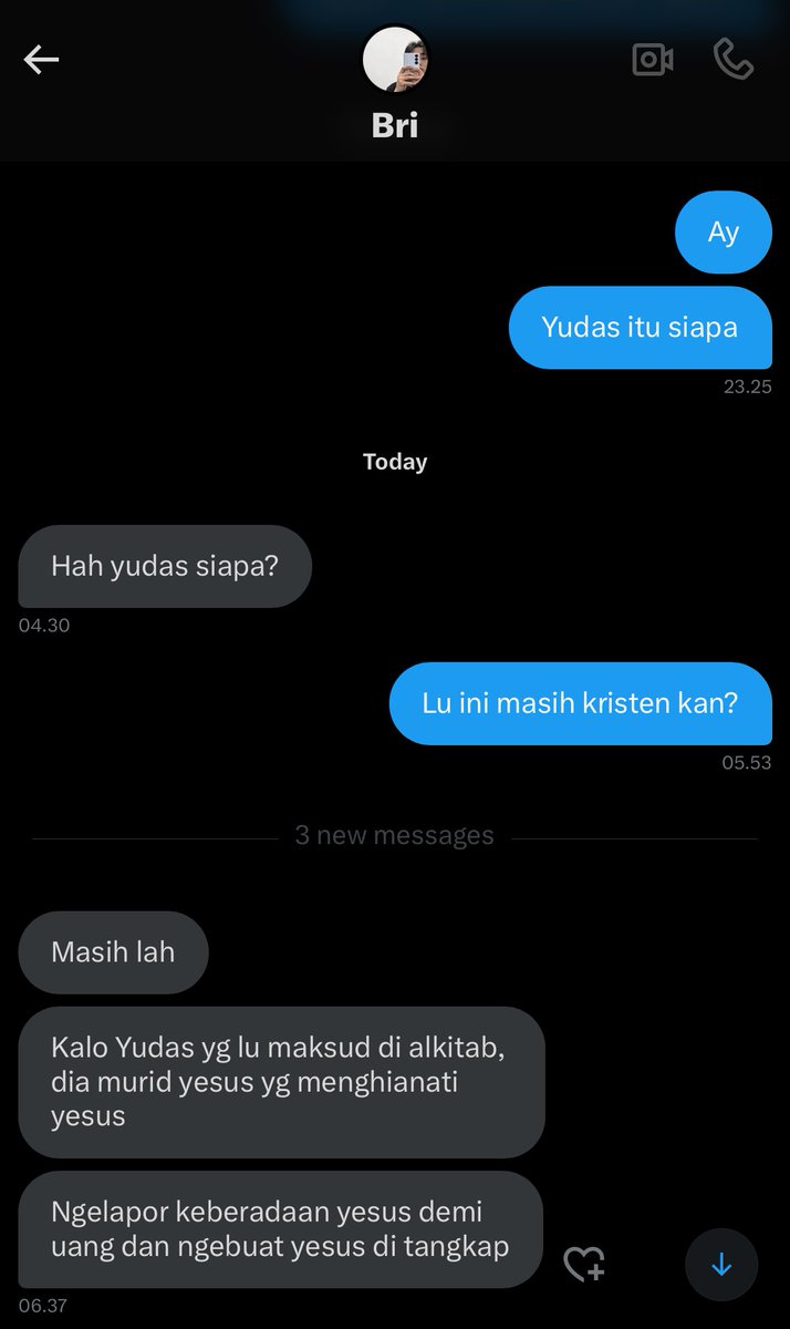 jaedaysick's tweet photo. Perbandingan antara nanya ke hanbin sama nanya ke brian https://t.co/na38aods7I