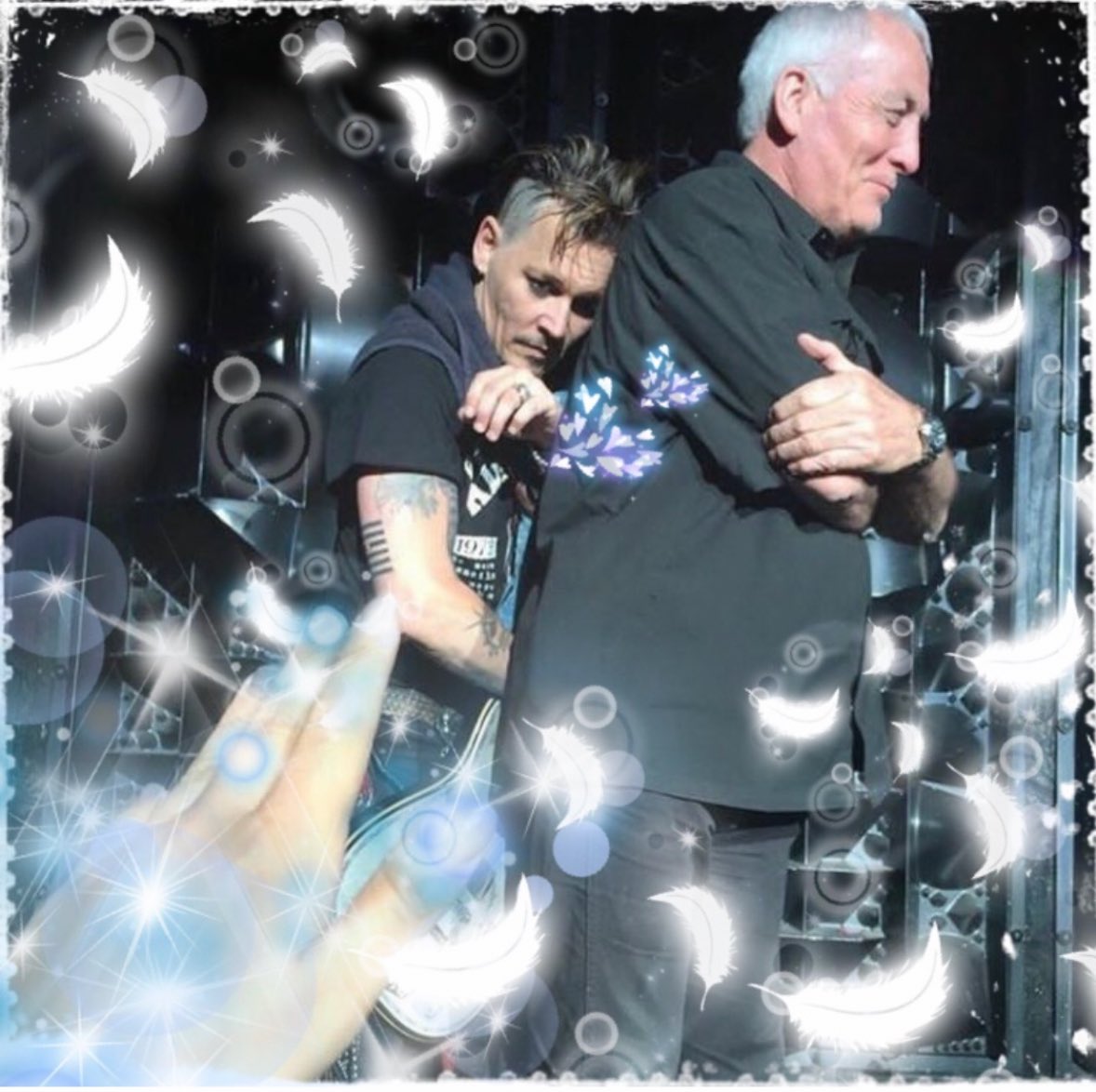 Cookiebuu1963's tweet photo. (ᵄ̴̶̷́ॢ ˙̮ ᵄ̴̶̷̀∗ॢ)·₊♡₍₍(ᵄ̴̶̷́ॢ ˙̮ ᵄ̴̶̷̀∗ॢ)·₊♡₍₍(ᵄ̴̶̷́ॢ ˙̮ ᵄ̴̶̷̀∗ॢ)·₊♡₍₍
🩵🩵🩵 🩵🩵🩵 🩵🩵🩵✨✨
#JerryJudge 🕊️🕊️🕊️
#JOHNNYDEPP https://t.co/E22fJjMPFB