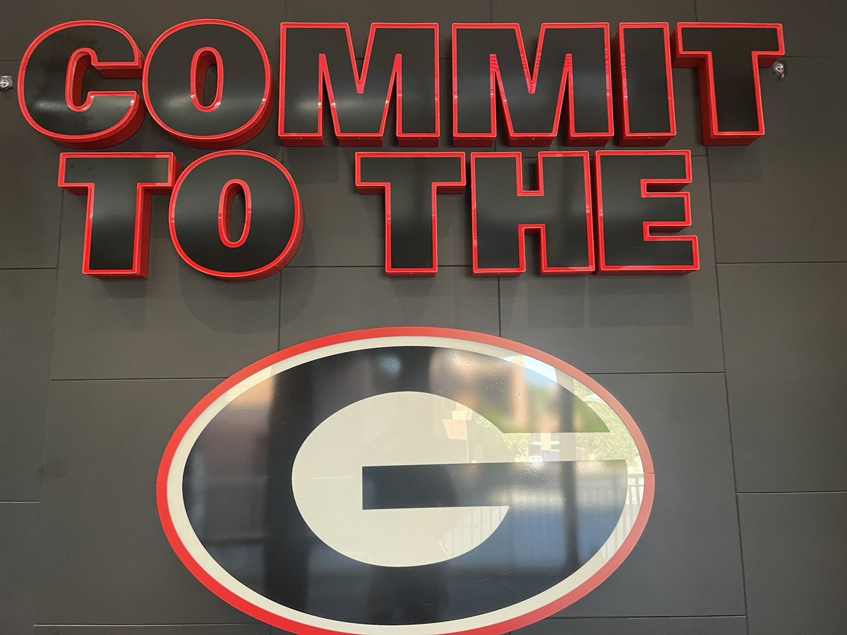 Thank you <a href="/CoachSchuUGA/">Glenn Schumann</a> and <a href="/B_Quatro4/">Bryson Allen-Williams “Coach BAW”</a> for great day at Sanford Stadium. Look forward to being back between the hedges!
<a href="/KirbySmartUGA/">Coach Kirby Smart</a> <a href="/RustyMansell_/">Rusty Mansell</a> <a href="/ChadSimmons_/">ChadSimmons</a>