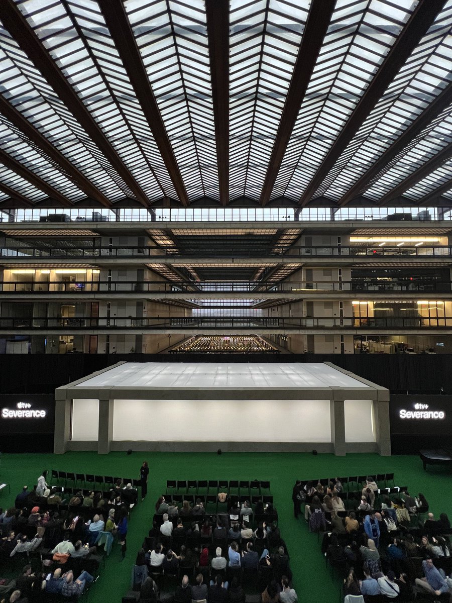 I’m in awe of this production, attention to detail and execution. phenomenal job #severance #bellworks