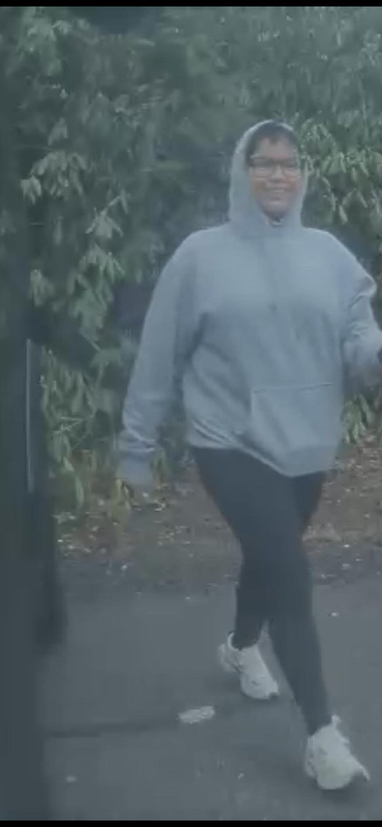 RejectDegenercy's tweet image. ALERT ALERT... NEW TESLA VANDALISM. Can you help identify this future felon ? 
Lake Harmony PA     Burns hole in Tesla Wrap